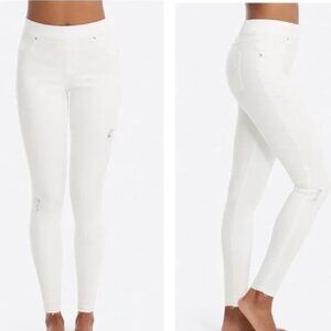 SPANX NWT Distressed White Skinny Stretch Jeans  20229R Size medium